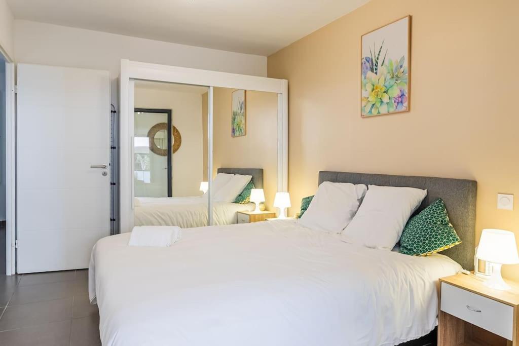 Le Barcelone, Beau T2, Clim, Terrasse,centre Apartamento *